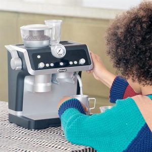 ⁦מכונת קפה דה לונגי DeLonghi עם אביזרים קאסדון⁩ – תמונה ⁦2⁩