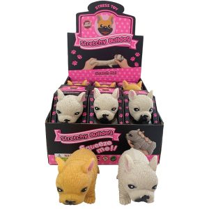 כלב בולדוג חול נמתח