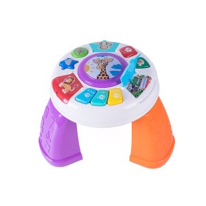 שולחן פעילות עגול דובר עברית